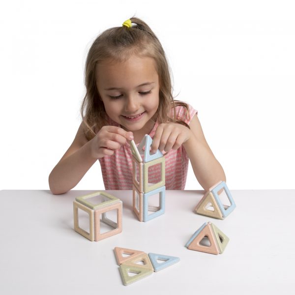 Construction & Imaginary Play Eco Magnetic Polydron Set (24Pieces)